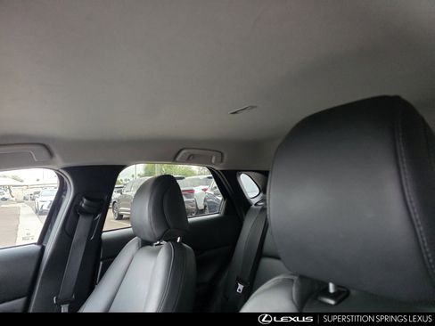 Used 2021 MAZDA CX-30 FWD 2.5 S w/ Select Package image 12