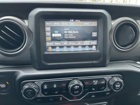 Used 2023 Jeep Wrangler Unlimited w/ Cold Weather Group AWD/4WD image 26