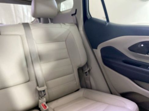 Used 2022 GMC Terrain Denali w/ LPO, Floor Liner Package image 14