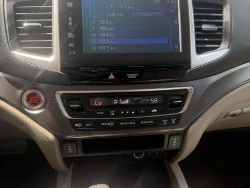 Used 2016 Honda Pilot EX-L image 16