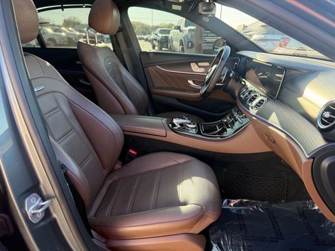 Used 2018 Mercedes-Benz E 63 AMG S image 24