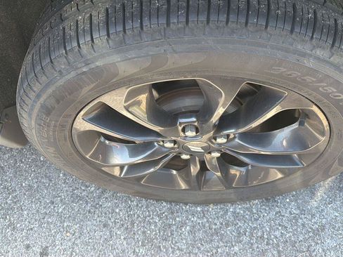 Used 2023 Dodge Durango GT AWD/4WD image 8