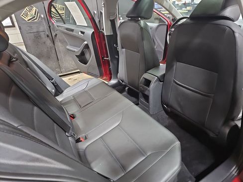 Used 2016 Volkswagen Jetta SEL w/ Lighting Package image 11