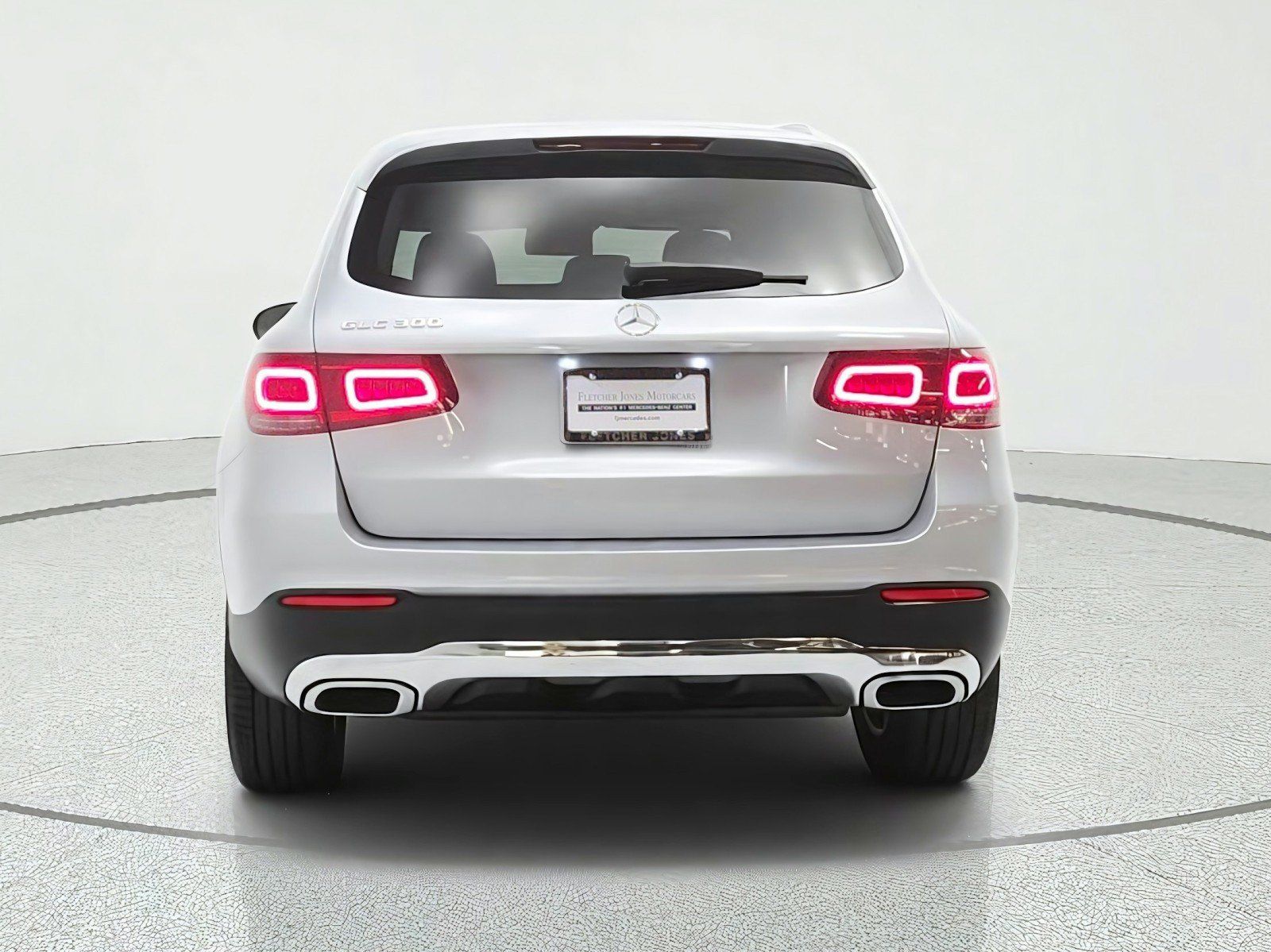 Used 2022 Mercedes-Benz GLC 300 w/ Premium Package Lite image 6