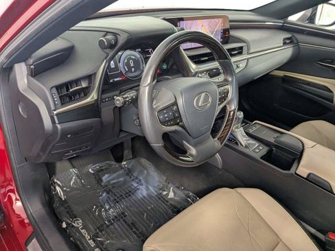 Used 2020 Lexus ES 300h w/ Accessory Package FWD image 11