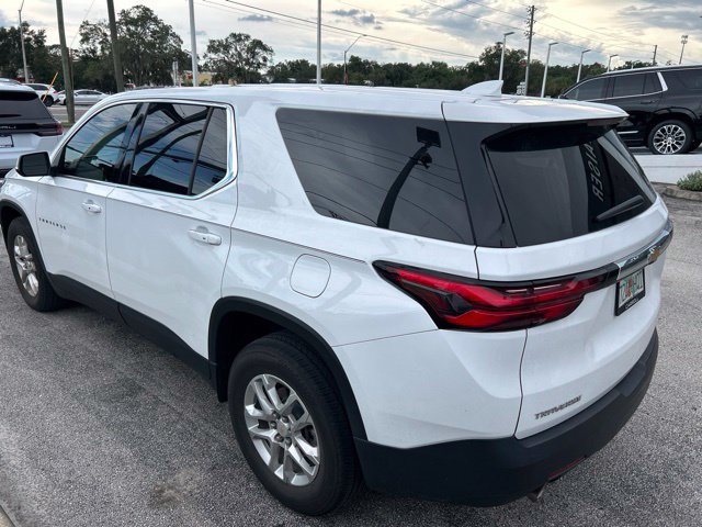 Used 2023 Chevrolet Traverse LS w/ Safety Package FWD image 4