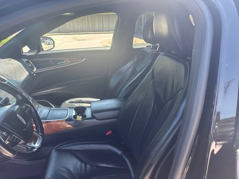 Used 2019 Lincoln Nautilus Select AWD/4WD image 37