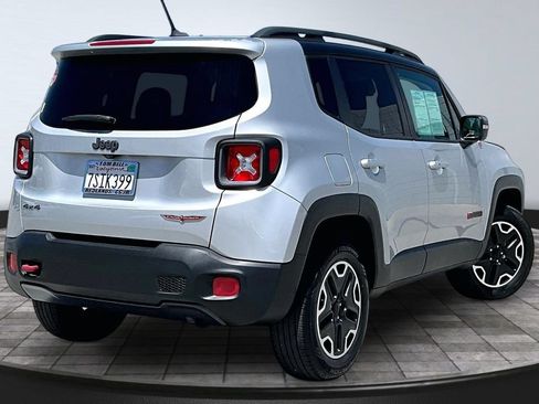 Certified 2016 Jeep Renegade Trailhawk AWD/4WD image 22