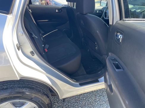 Used 2013 Nissan Rogue S w/ Special Edition Pkg AWD/4WD image 13
