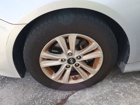 Used 2014 Hyundai Sonata GLS image 4