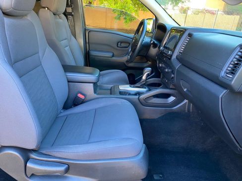 Used 2022 Nissan Frontier S RWD image 46