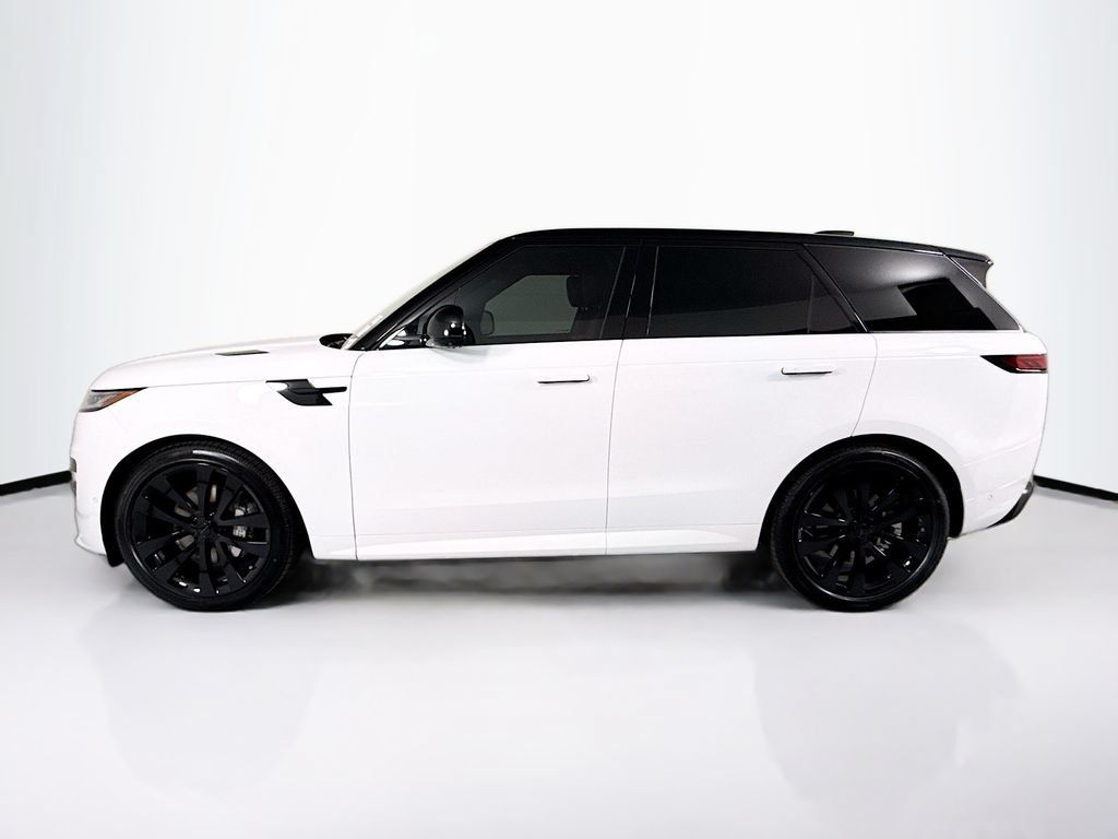 New 2026 Land Rover Range Rover Sport Dynamic SE AWD/4WD image 8