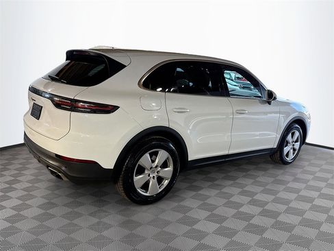 Used 2020 Porsche Cayenne image 6