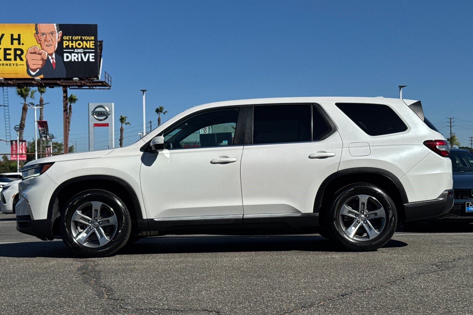 Certified 2024 Honda Pilot EX-L image 2