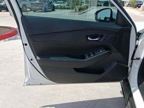 Used 2025 Honda Accord Touring image 13