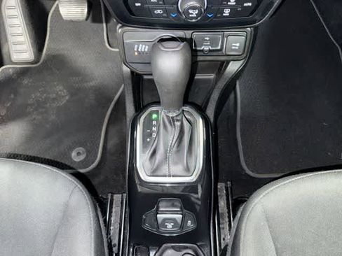 Used 2021 Jeep Renegade Latitude AWD/4WD image 30