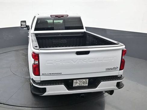 Used 2024 Chevrolet Silverado 2500 High Country w/ High Country Premium Package AWD/4WD image 25