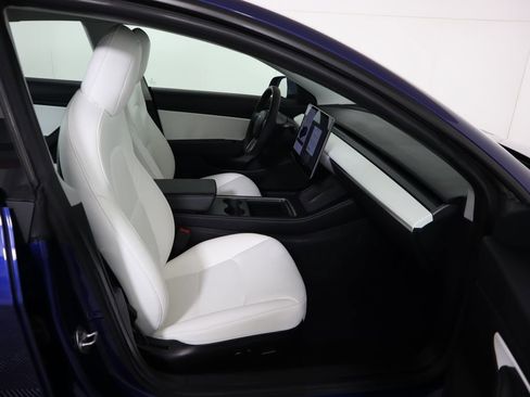 Used 2021 Tesla Model 3 Long Range image 21