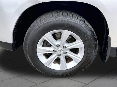 Used 2012 Toyota Highlander 4WD w/ Tech Pkg image 11