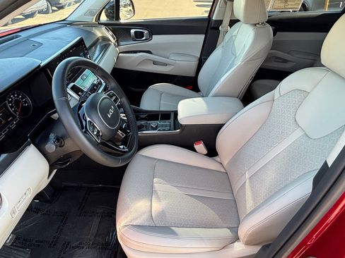 Certified 2023 Kia Sorento S w/ Panoramic Sunroof Package FWD image 21
