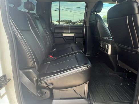 Used 2021 Ford F250 Lariat w/ Lariat Ultimate Package AWD/4WD image 16