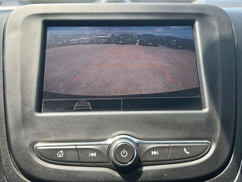 Used 2023 Chevrolet Equinox RS FWD image 14
