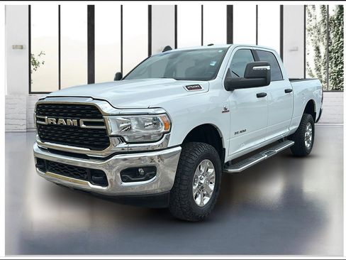 Used 2024 RAM 2500 Big Horn w/ Off Road Package AWD/4WD image 1