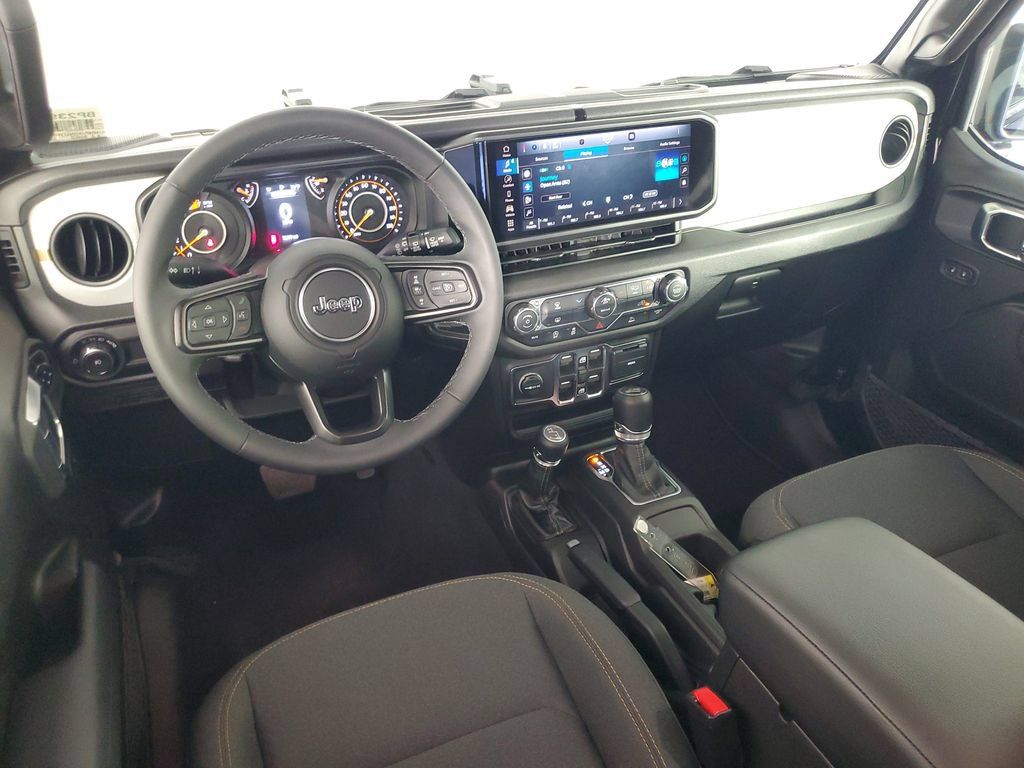 Used 2026 Jeep Wrangler Unlimited Sport AWD/4WD image 15