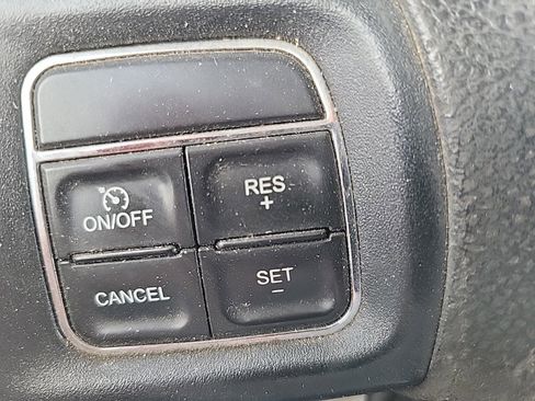 Used 2017 RAM 2500 Tradesman w/ Chrome Appearance Group image 9