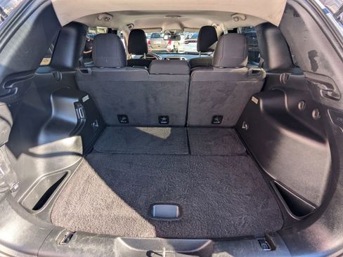 Used 2015 Jeep Cherokee Latitude image 19