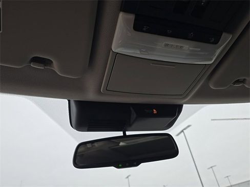 New 2025 Mitsubishi Outlander SEL image 22