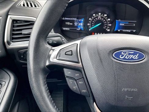 Used 2024 Ford Edge SEL AWD/4WD image 18