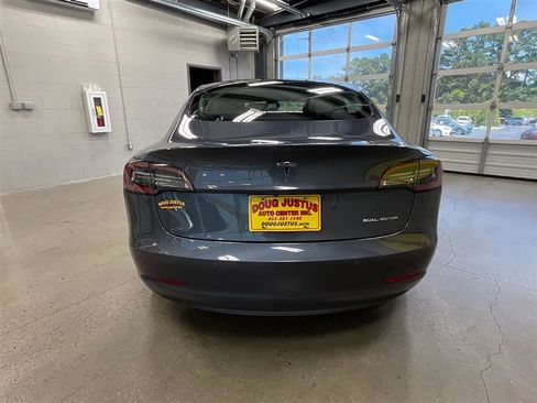 Used 2022 Tesla Model 3 Long Range AWD/4WD image 4