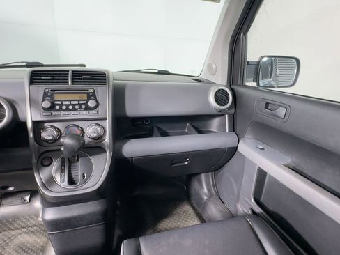 Used 2004 Honda Element EX image 26
