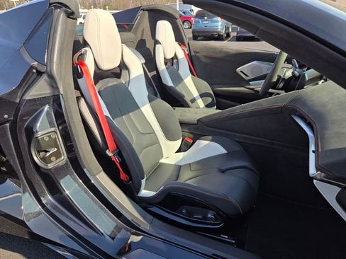 Used 2023 Chevrolet Corvette Stingray Premium Conv image 15