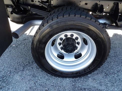 Used 2020 RAM 5500 Tradesman RWD image 57
