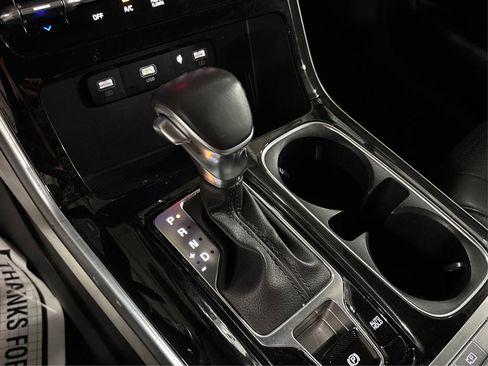 Certified 2024 Kia Carnival SX Prestige image 36