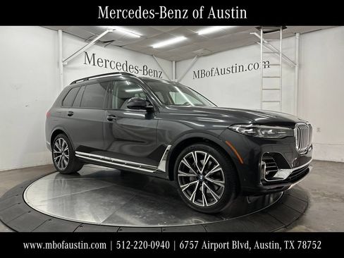 Used 2022 BMW X7 xDrive40i w/ Cold Weather Package AWD/4WD image 1