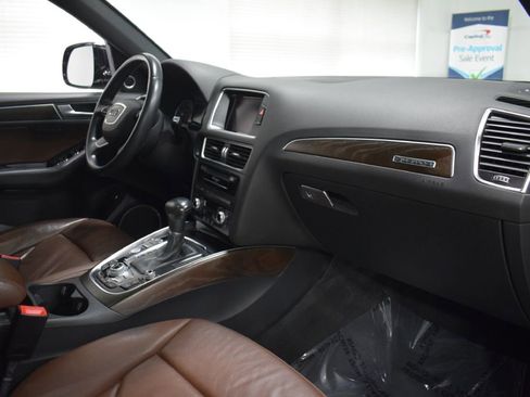 Used 2016 Audi Q5 2.0T Premium Plus w/ Technology Package image 19