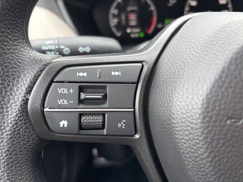 Used 2026 Honda HR-V LX image 14