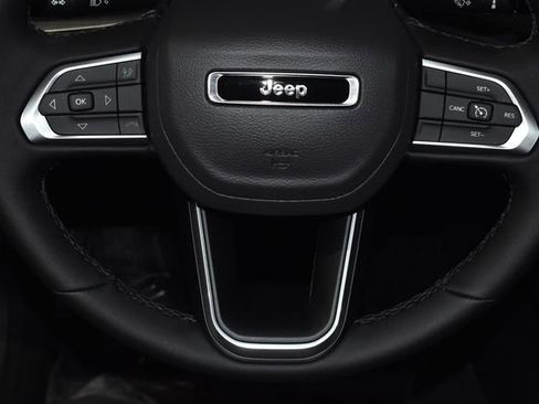 New 2026 Jeep Compass Latitude image 20