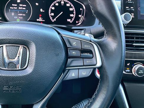 Used 2021 Honda Accord Touring image 24
