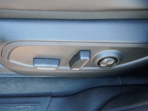 New 2025 Jeep Grand Cherokee Altitude AWD/4WD image 15