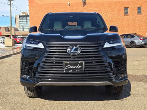 New 2026 Lexus LX 700h Luxury image 10