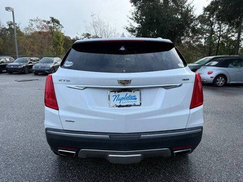 Used 2018 Cadillac XT5 Platinum w/ Driver Assist Package image 11