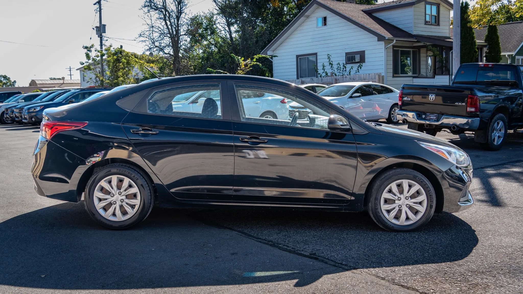 Used 2020 Hyundai Accent SE FWD image 5