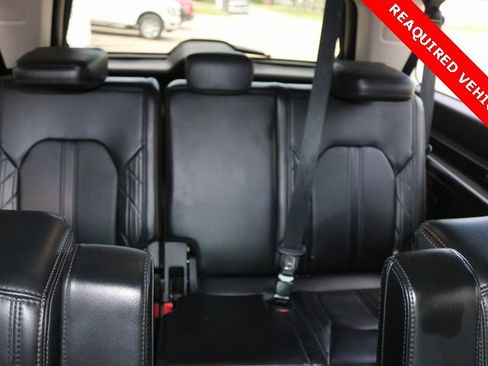 Used 2020 Ford Expedition Max Platinum image 27