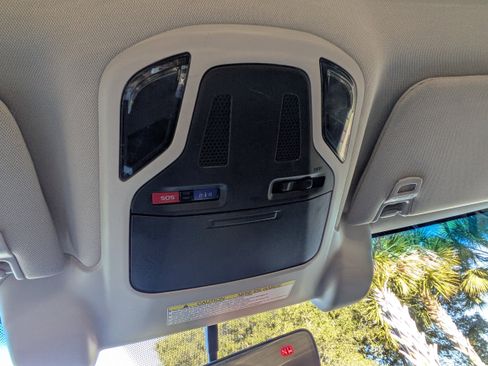 Used 2022 Subaru Legacy Premium image 27