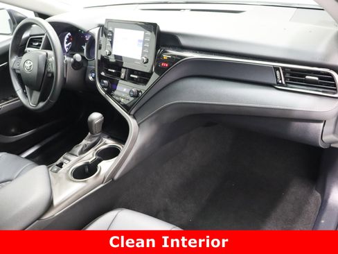 Used 2022 Toyota Camry SE image 35