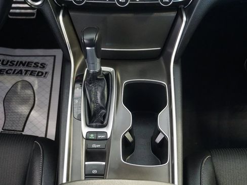 Used 2022 Honda Accord Sport image 29
